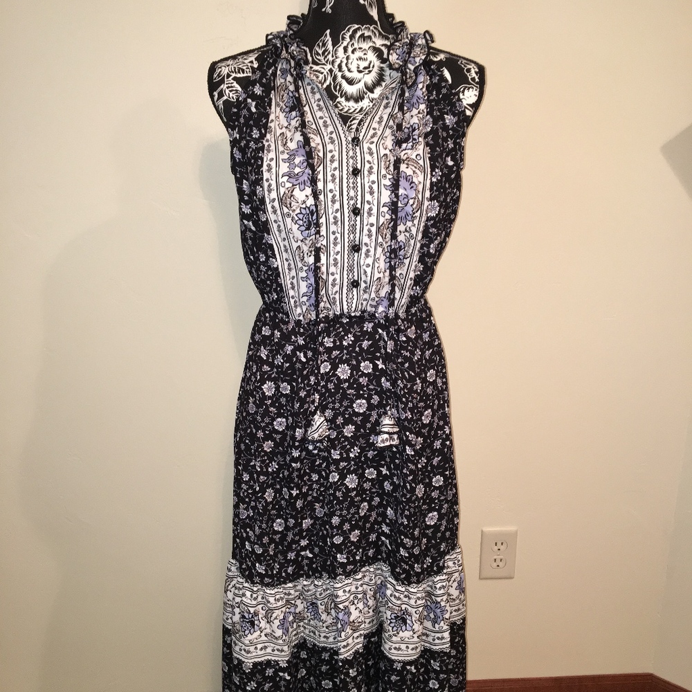 Knox Rose Sleeveless Long Dress